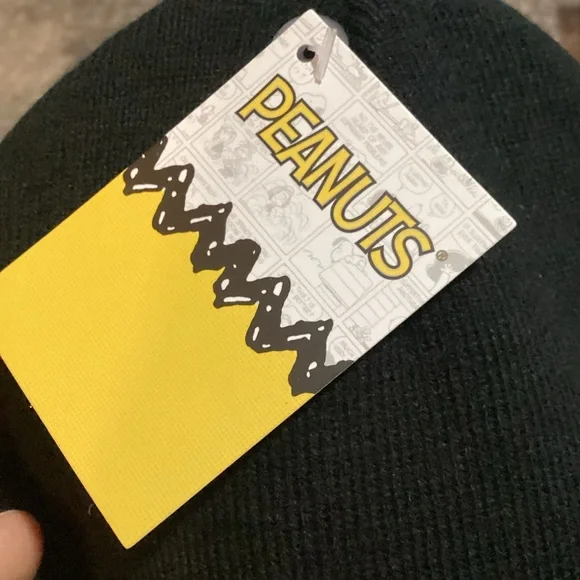 Peanuts Snoopy Unisex Beanie Hat Black Bioworld Onesize - Picture 3 of 4